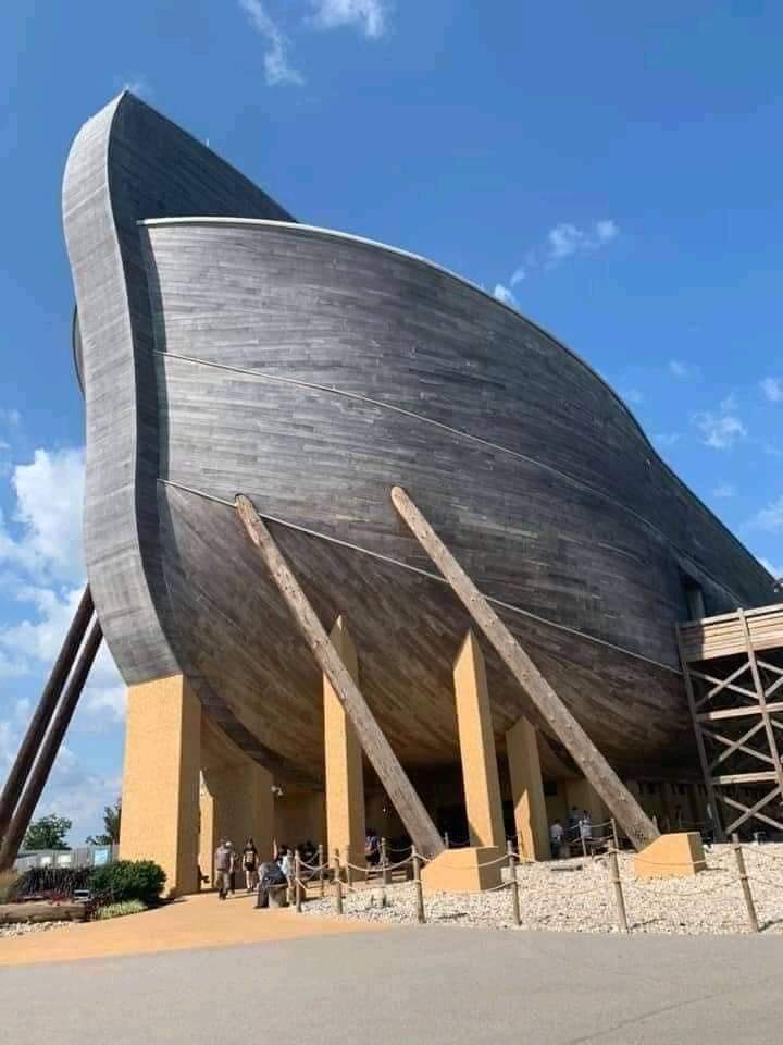 “NOAH’S ARK REPLICA”: THEY BUILD A REPLICA OF NOAH’S ARK; WITH EVERYTHING AND ANIMALS