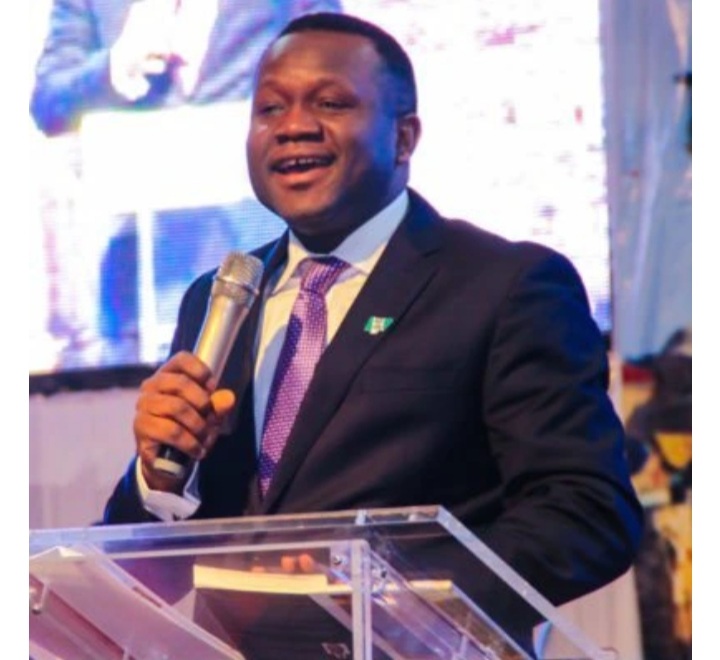 Pastor David Ogbueli Reveals To Ladies How They Can Attract A Man And Get His Total Love And Attention