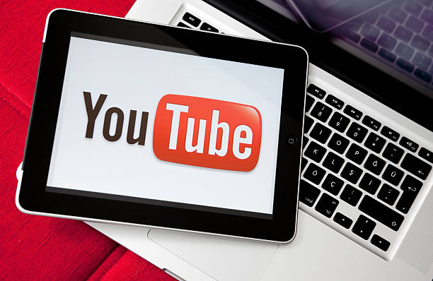 (4 Ways) How to make money on YouTube fast in 2022